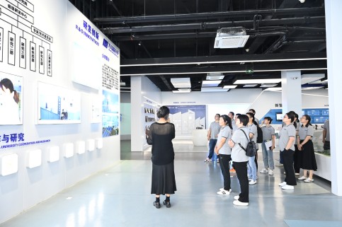 16937878703448006Bu5.jpg DSC_1177(1).jpg