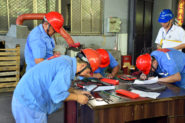 Öйú¡¤±ØÍþ(bw¡¤Î÷ººÄ·Áª)ÓÐÏÞ¹«Ë¾-Official website